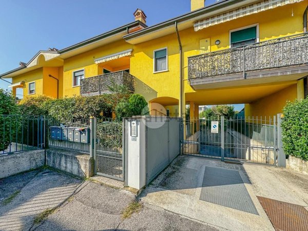 appartamento in vendita a Villafranca di Verona