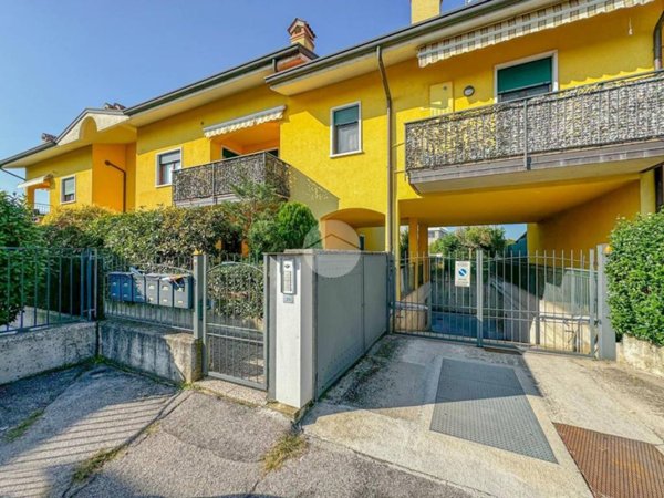 appartamento in vendita a Villafranca di Verona