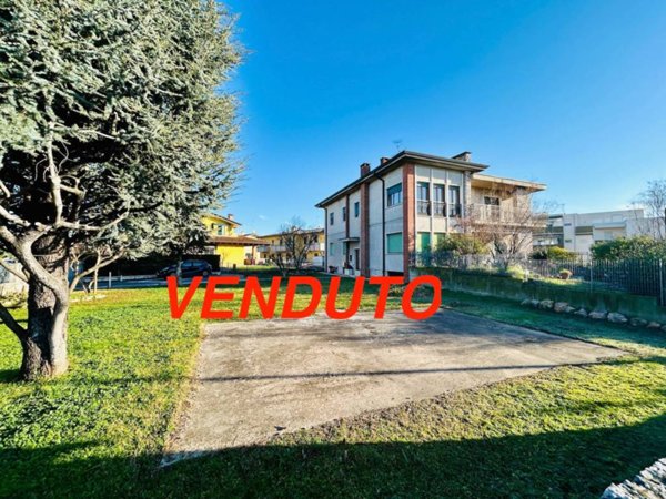 appartamento in vendita a Villafranca di Verona