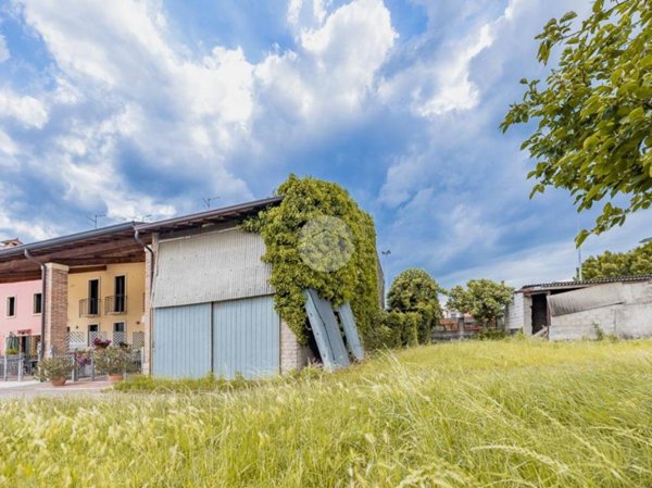 appartamento in vendita a Villafranca di Verona