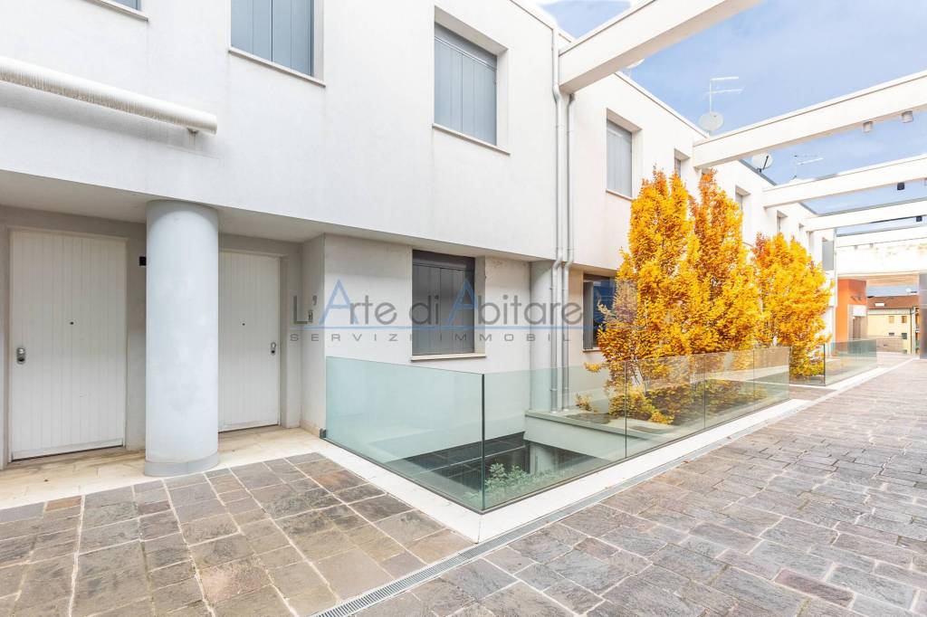 appartamento in vendita a Villafranca di Verona