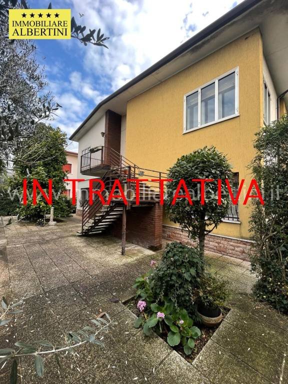 appartamento in vendita a Villafranca di Verona