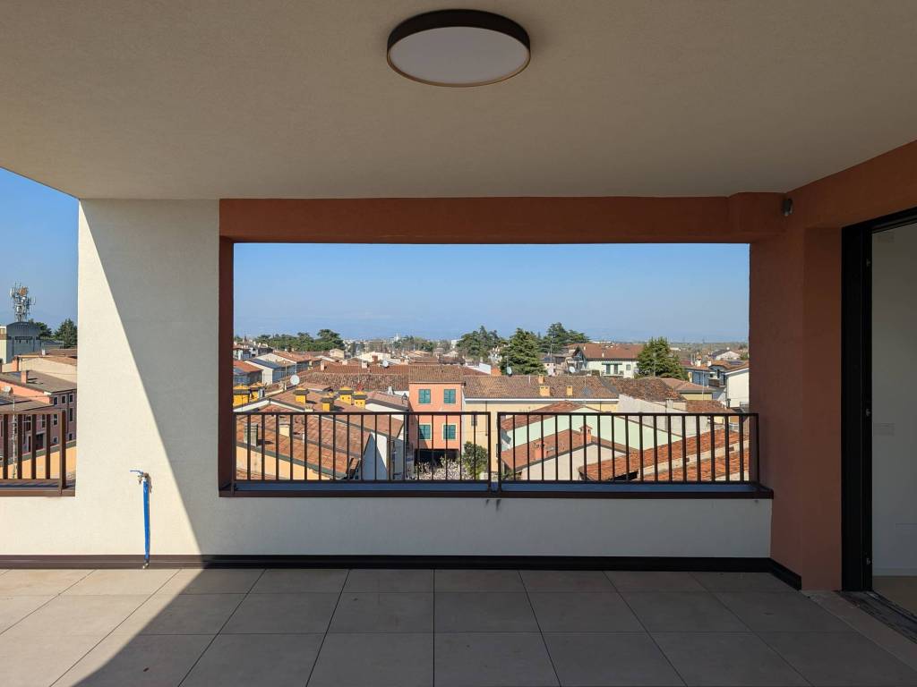 appartamento in vendita a Villafranca di Verona
