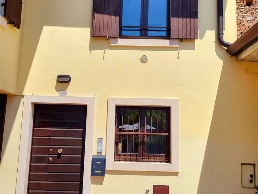 appartamento in vendita a Villafranca di Verona