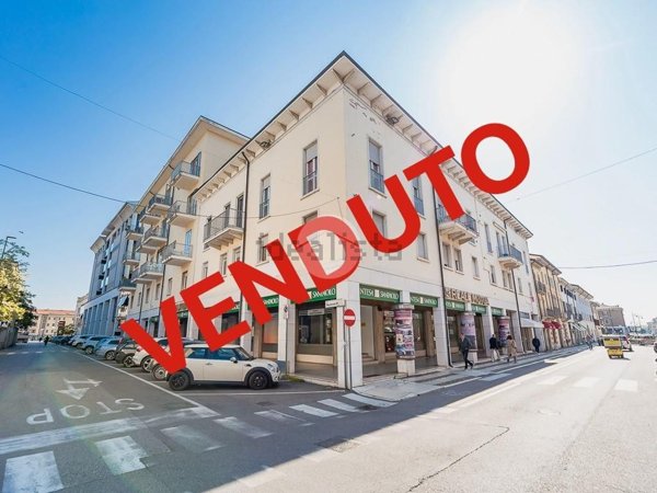 appartamento in vendita a Villafranca di Verona