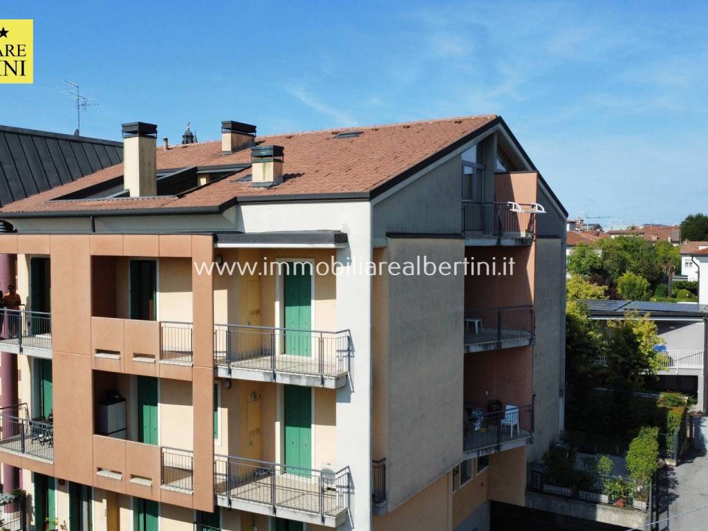 appartamento in vendita a Villafranca di Verona