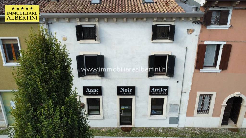 appartamento in vendita a Villafranca di Verona