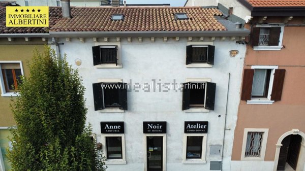 appartamento in vendita a Villafranca di Verona