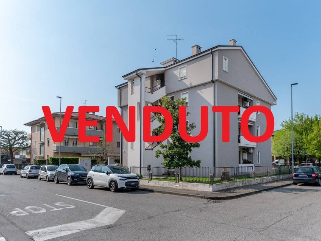 appartamento in vendita a Villafranca di Verona