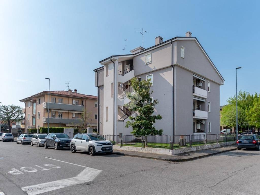 appartamento in vendita a Villafranca di Verona