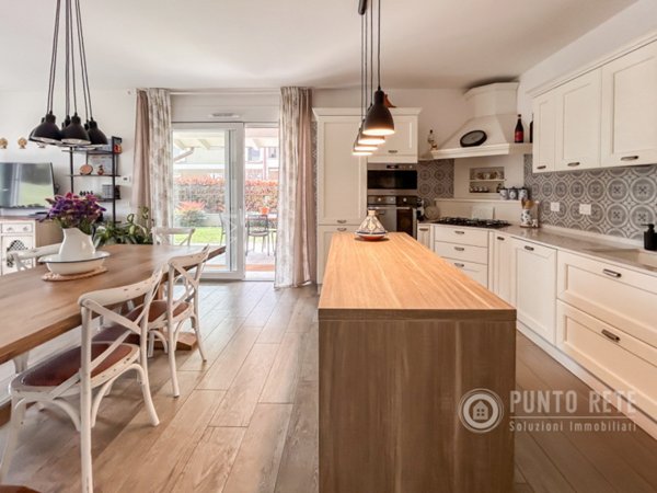 appartamento in vendita a Villafranca di Verona in zona Alpo