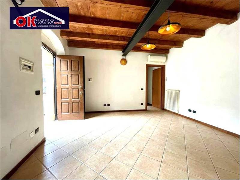 appartamento in vendita a Villafranca di Verona in zona Quaderni
