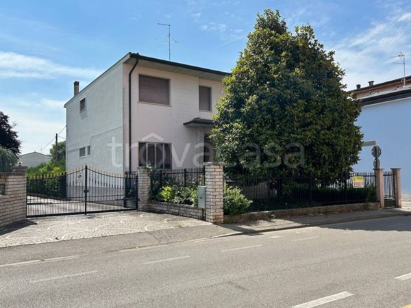 appartamento in vendita a Villafranca di Verona