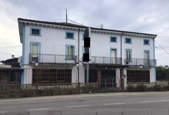 negozio in vendita a Villafranca di Verona