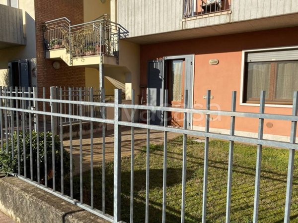 appartamento in vendita a Villafranca di Verona in zona Pizzoletta