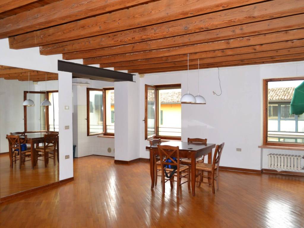 appartamento in vendita a Villafranca di Verona