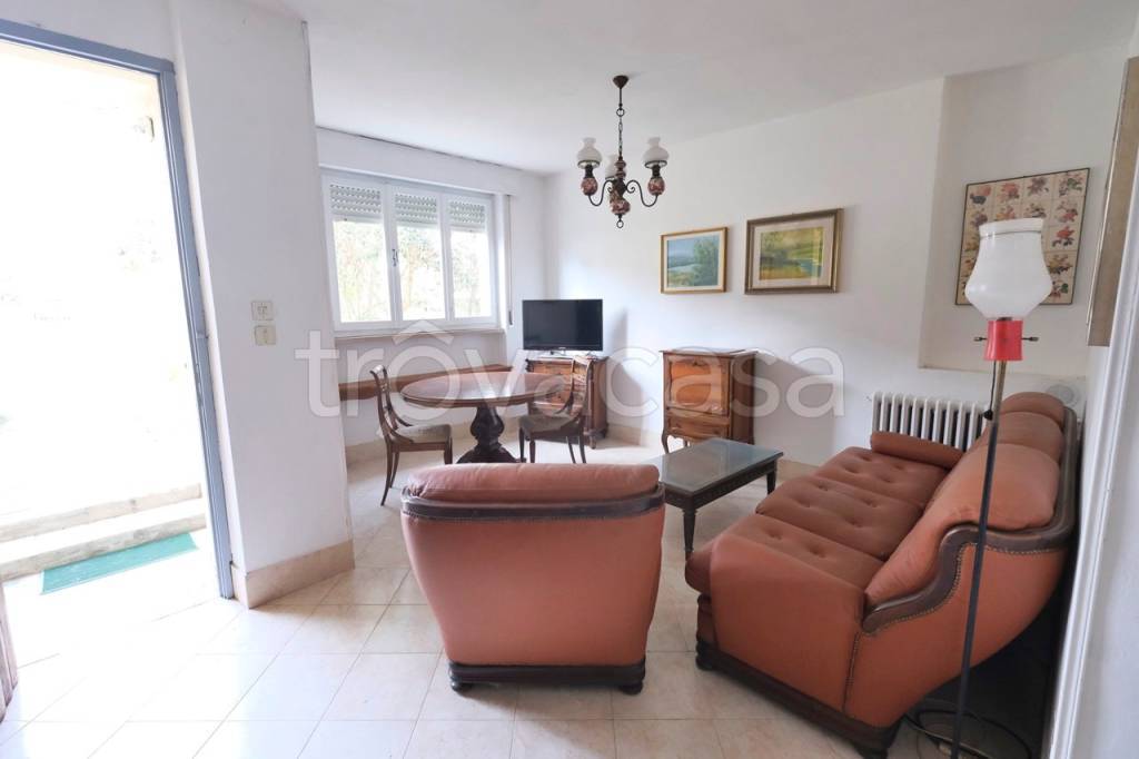 appartamento in vendita a Villafranca di Verona in zona Quaderni