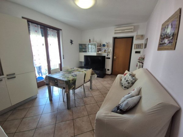 appartamento in vendita a Villafranca di Verona in zona Dossobuono