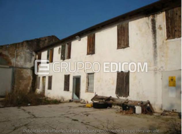 terreno agricolo in vendita a Villafranca di Verona