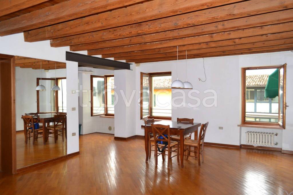 appartamento in vendita a Villafranca di Verona