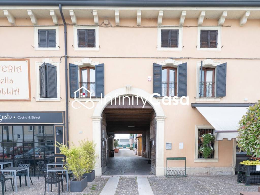 appartamento in vendita a Villafranca di Verona
