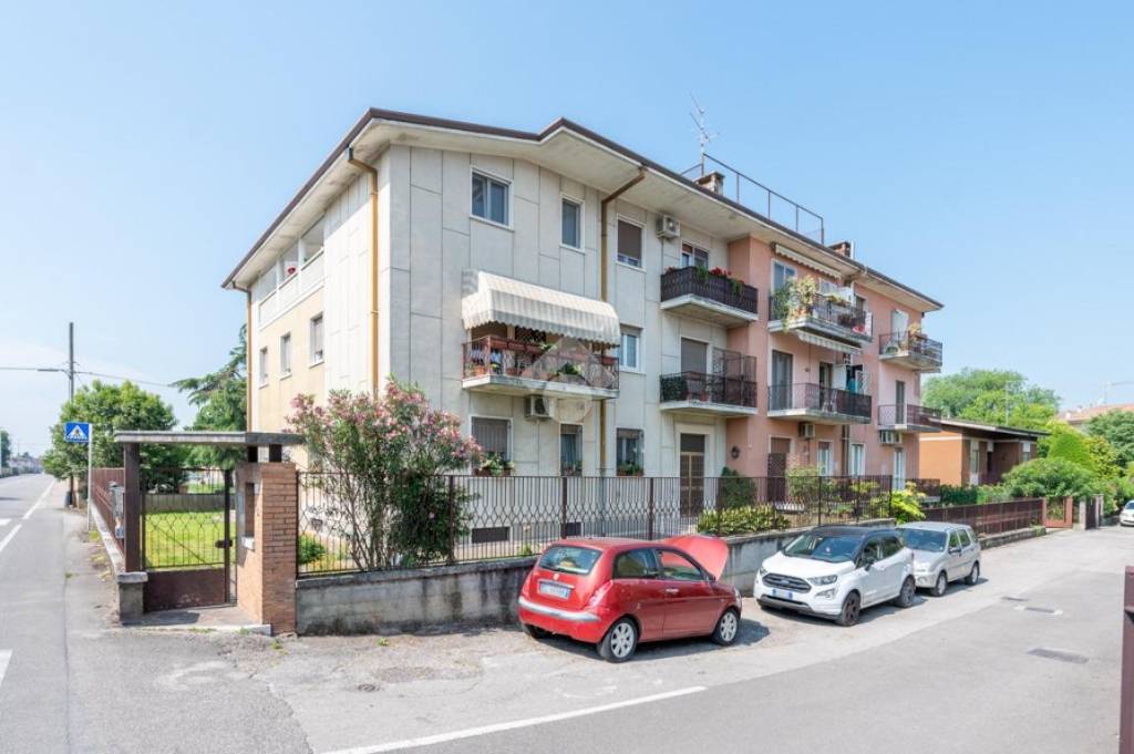 appartamento in vendita a Villafranca di Verona