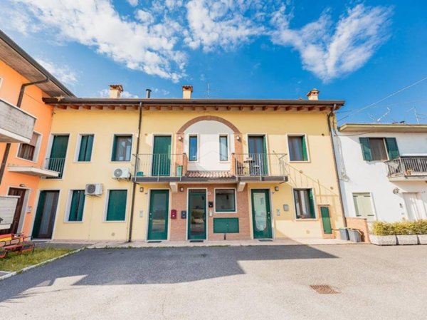appartamento in vendita a Villafranca di Verona