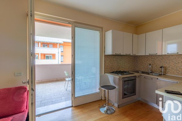 appartamento in vendita a Villafranca di Verona in zona Dossobuono