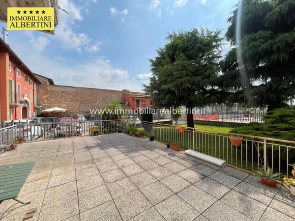 appartamento in vendita a Villafranca di Verona