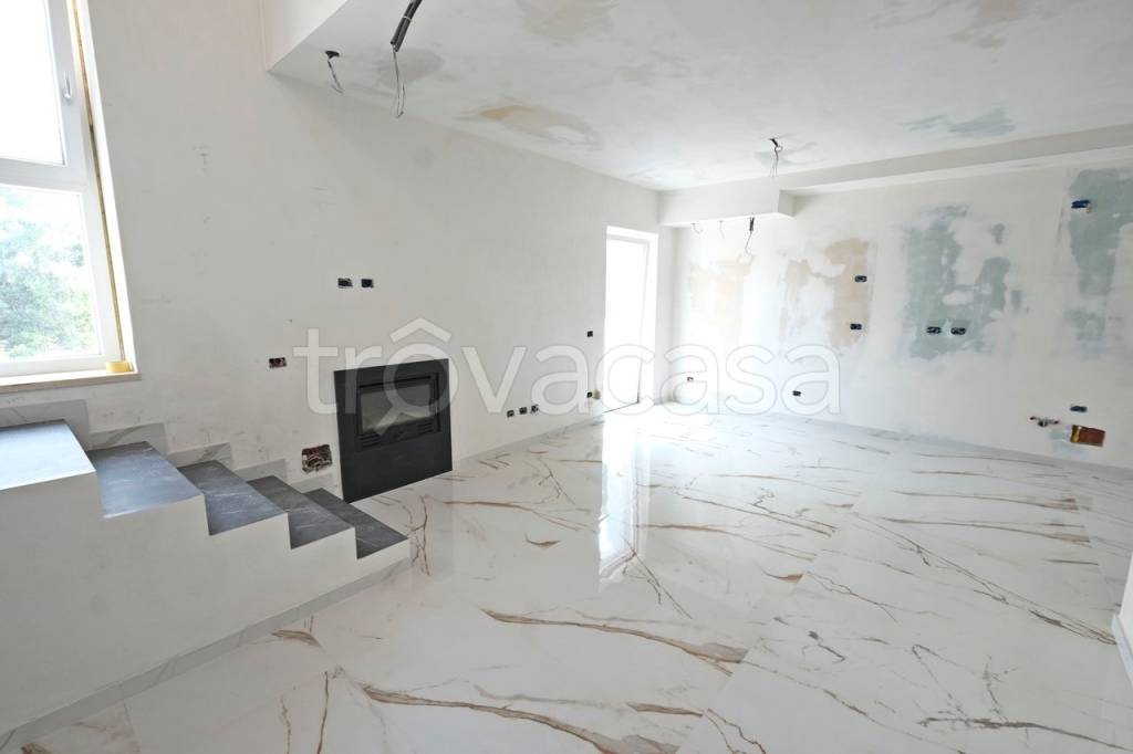 appartamento in vendita a Villafranca di Verona in zona Quaderni
