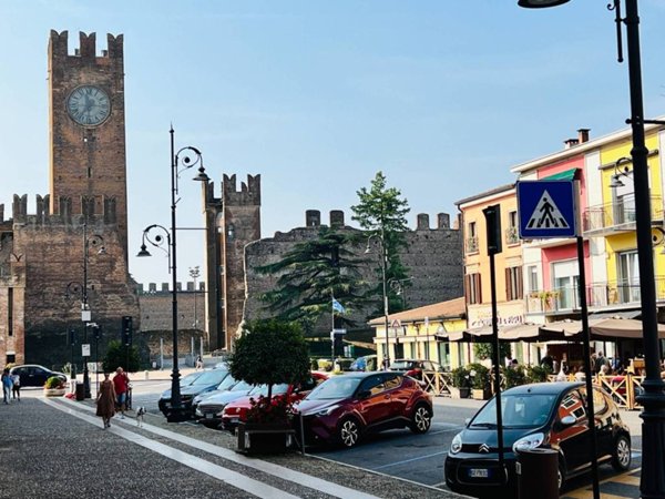 appartamento in vendita a Villafranca di Verona
