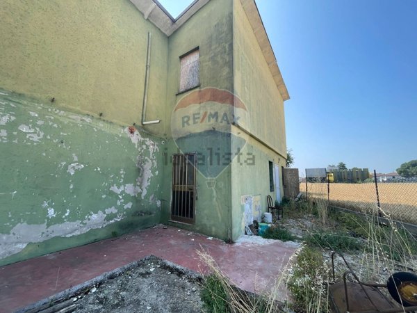 casa indipendente in vendita a Villafranca di Verona