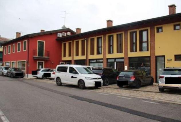ufficio in vendita a Villafranca di Verona
