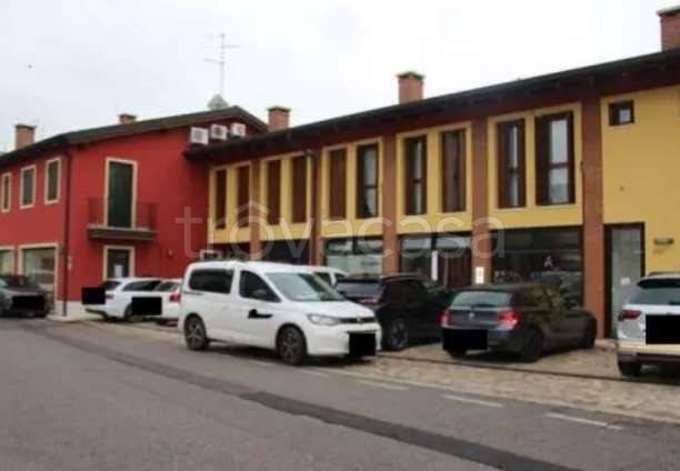 ufficio in vendita a Villafranca di Verona