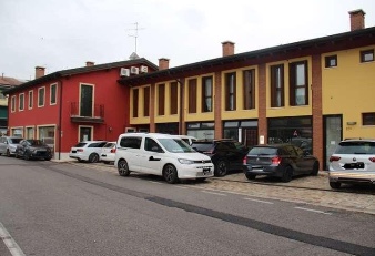 ufficio in vendita a Villafranca di Verona