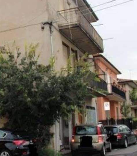 intera palazzina in vendita a Villafranca di Verona