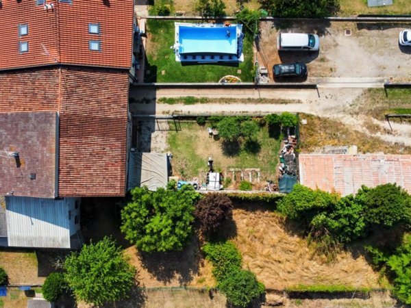 casa indipendente in vendita a Villafranca di Verona in zona Quaderni