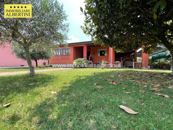 casa indipendente in vendita a Villafranca di Verona