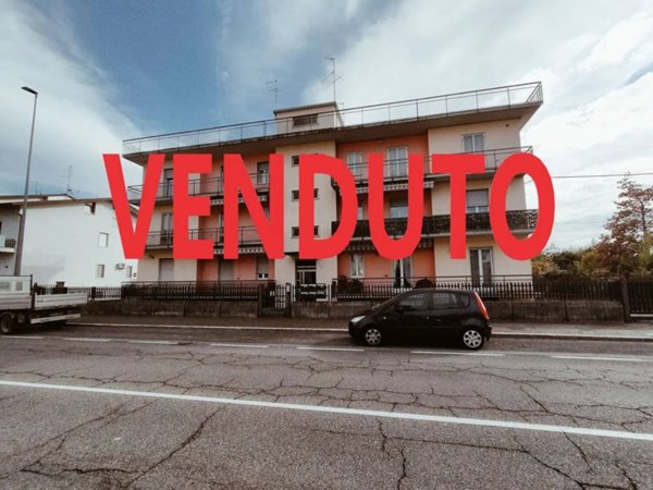 appartamento in vendita a Villafranca di Verona in zona Dossobuono
