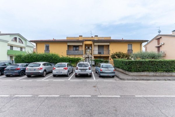 appartamento in vendita a Villafranca di Verona