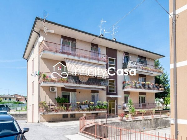 appartamento in vendita a Villafranca di Verona