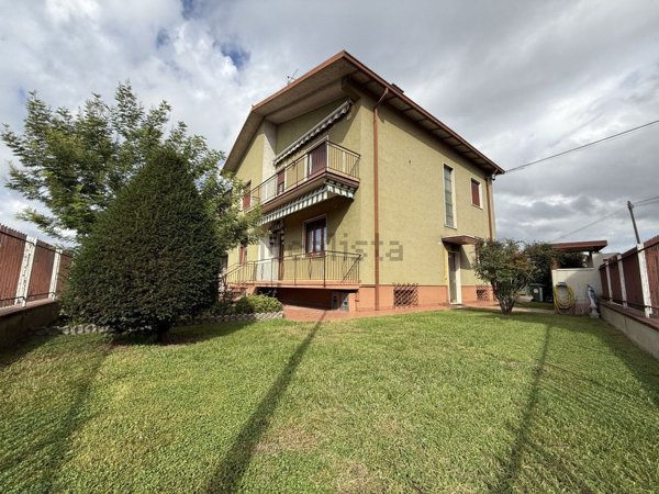 appartamento in vendita a Villafranca di Verona in zona Alpo