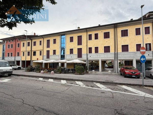 appartamento in vendita a Villafranca di Verona