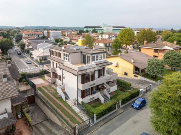 appartamento in vendita a Villafranca di Verona