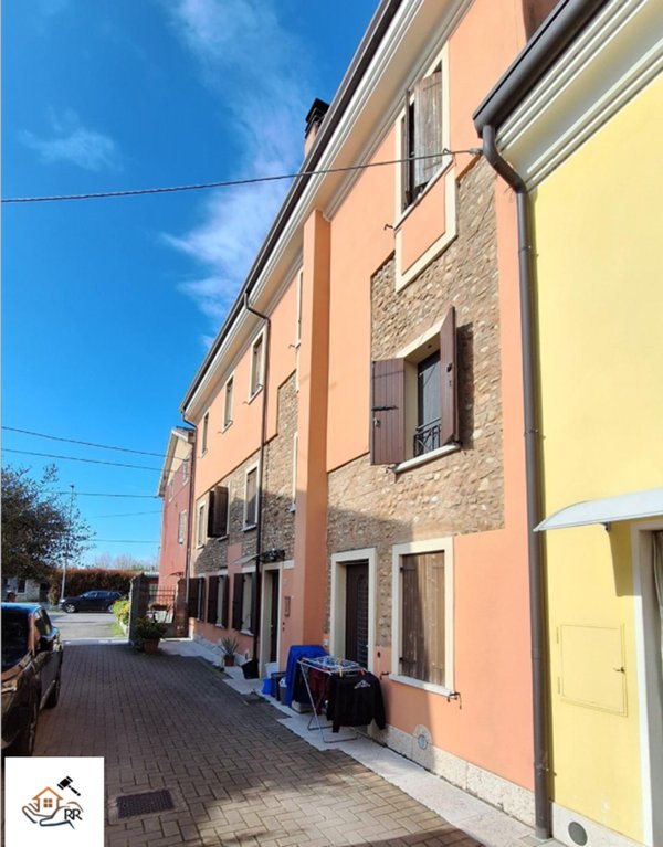 appartamento in vendita a Villafranca di Verona
