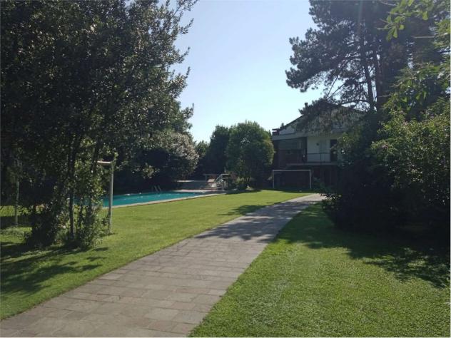 casa indipendente in vendita a Villafranca di Verona