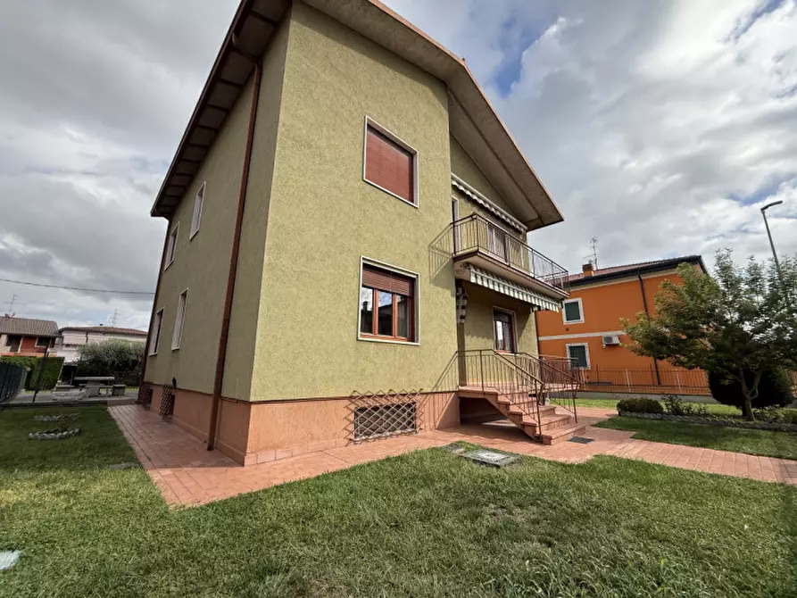 appartamento in vendita a Villafranca di Verona in zona Alpo