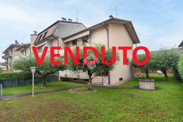 appartamento in vendita a Villafranca di Verona