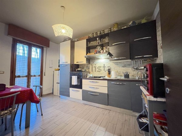 appartamento in vendita a Villafranca di Verona