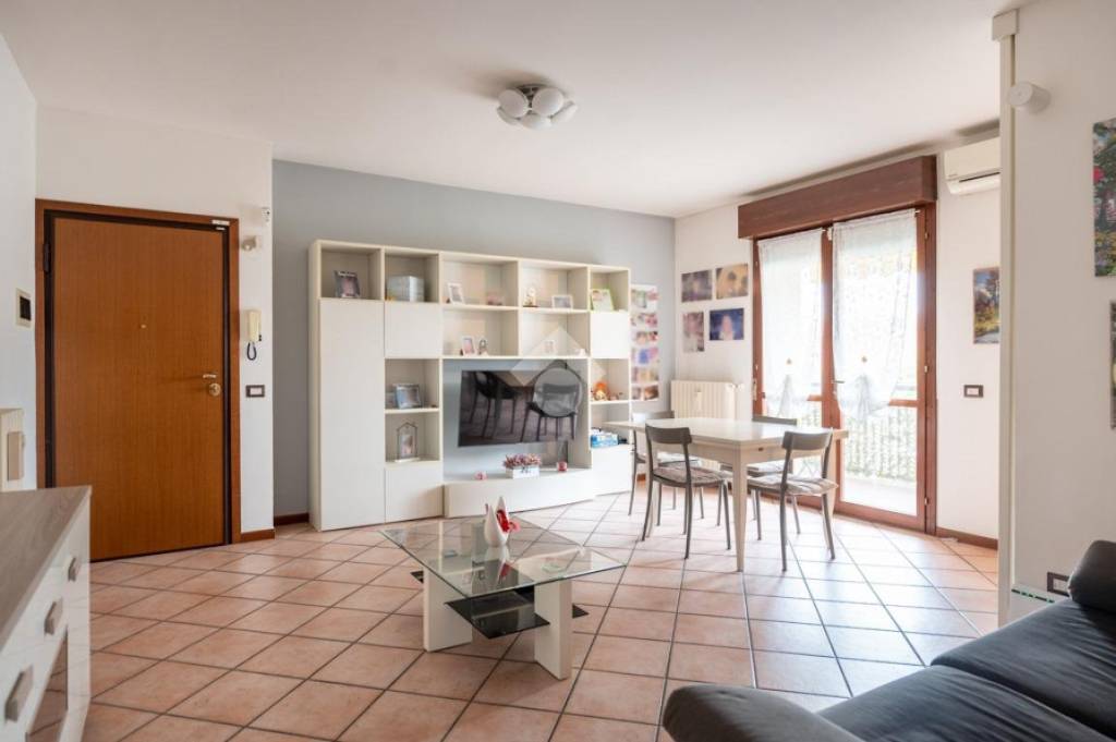 appartamento in vendita a Villafranca di Verona